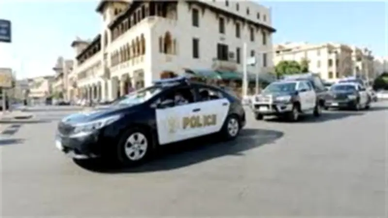 الداخلية تكشف حقيقة فيديو سقوط رجل من أعلى سلم بكفر الشيخ