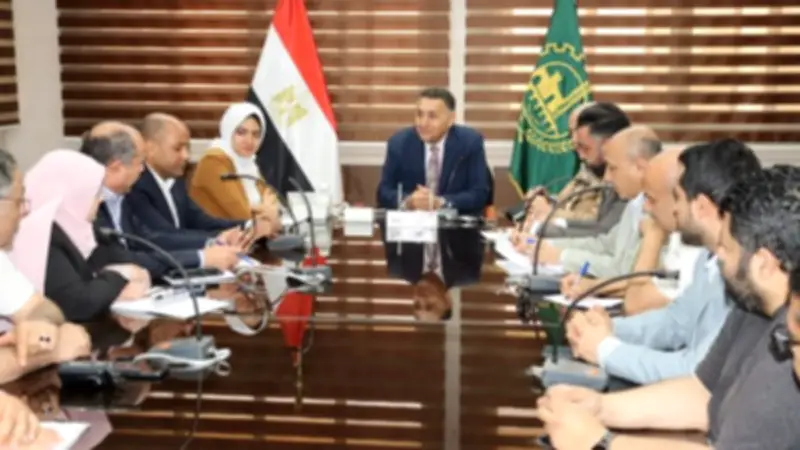 محافظ القليوبية يوجه بإنهاء أعمال المرافق بطريق طوخ شبين القناطر قبل الرصف