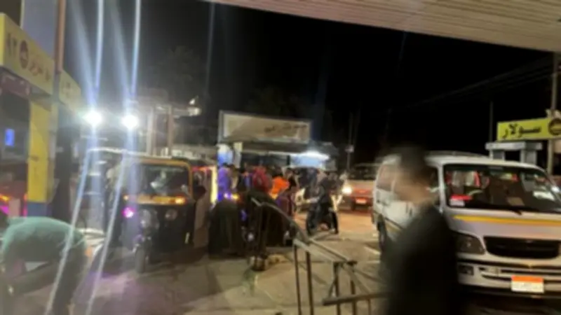 إغلاق محطة الوقود الوحيدة في نجع حمادي يشعل أزمة والأهالي يقطعون كيلومترات