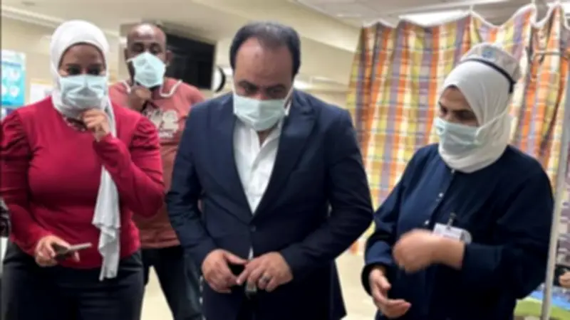 نائب الرعاية الصحية بالإسماعيلية يتفقد قسم الطوارئ ويوجه بتذليل المعوقات