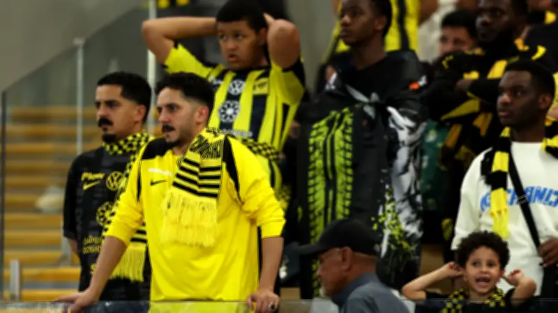 أزمات انضباطية تضرب اتحاد جدة بسبب استبعاد العبود والغامدي