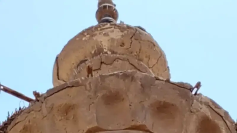 مسجد جوهر المعيني في خطر.. شروخ وانهيار جزئي بمئذنته بالقاهرة