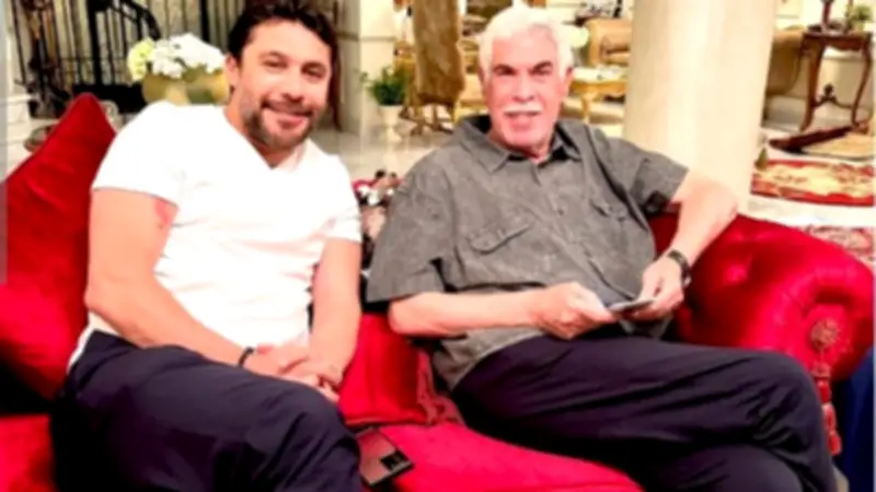 أحمد حسن يدافع عن شحاتة: لا تهدموا الرموز فهم من صنعوا التاريخ