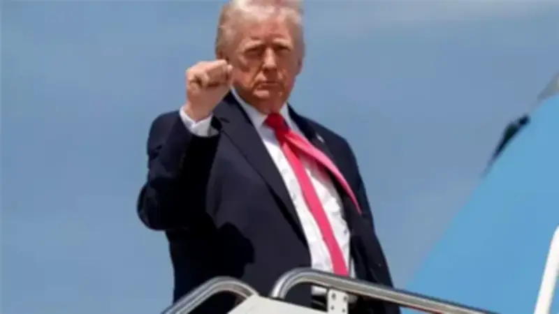 ترامب ينتقد المستشار الألماني ويطالبه بإصلاح بلاده المنهكة