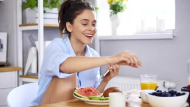 تحذير من وجبات إفطار شائعة تسبب النوبات القلبية والسكتات الدماغية