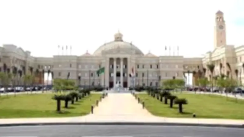 العطار: زيارة طلاب جامعة القاهرة الأهلية لمجلس الشيوخ تعزز الوعي السياسي