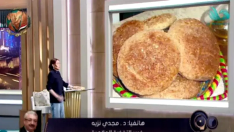 خبير تغذية: إقبال المواطنين على عيش الشعير "تريند" بلا أساس علمي