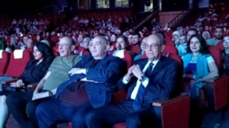 احتفالية عيد العمال على مسرح البالون بحضور عماد أديب والفنانين