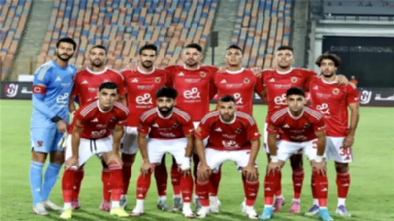 بيقولوا.. مهاجم أجنبي يقترب من الأهلي ومفاجأة بيزيرا تهدد بديل محمد هاني