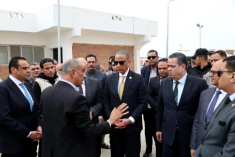 محافظ الجيزة يتفقد مشروع محطة محولات أوسطى البدرشين لتعزيز الشبكة الكهربائية