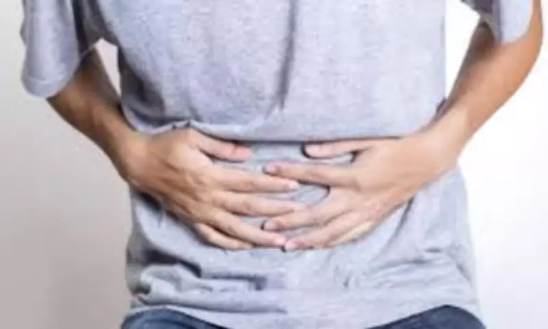 انتبه.. أعراض خفية للنزلة المعوية قد تهدد صحتك دون أن تشعر