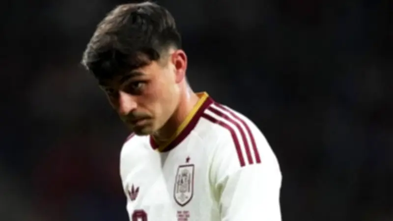 بيدري: تحسن الأداء في الشوط الثاني أمام مصر ورفض الهتافات العنصرية