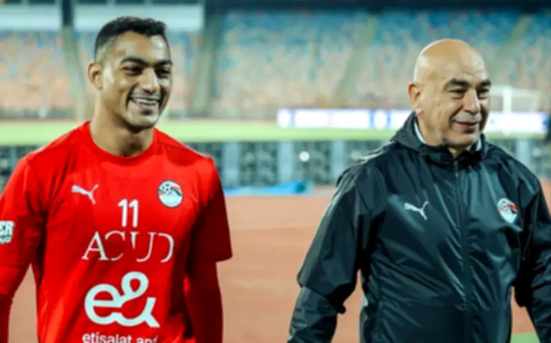 حسام حسن يترقب مشاركة هذا اللاعب مع الأهلي في الموسم الجديد