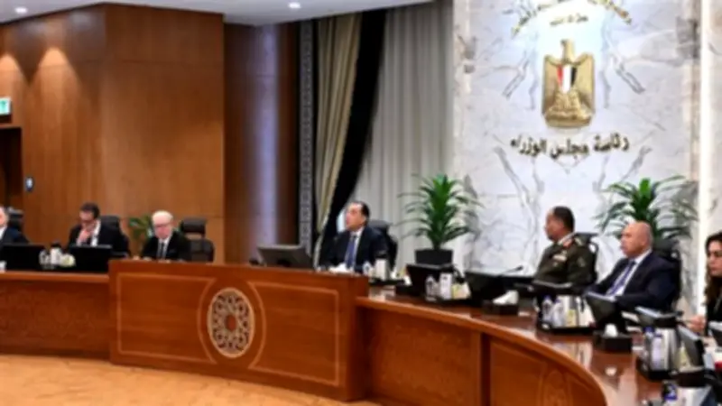 مدبولي: الحرب تضغط على الاقتصاد العالمي والحكومة تتخذ إجراءات لاحتواء التداعيات