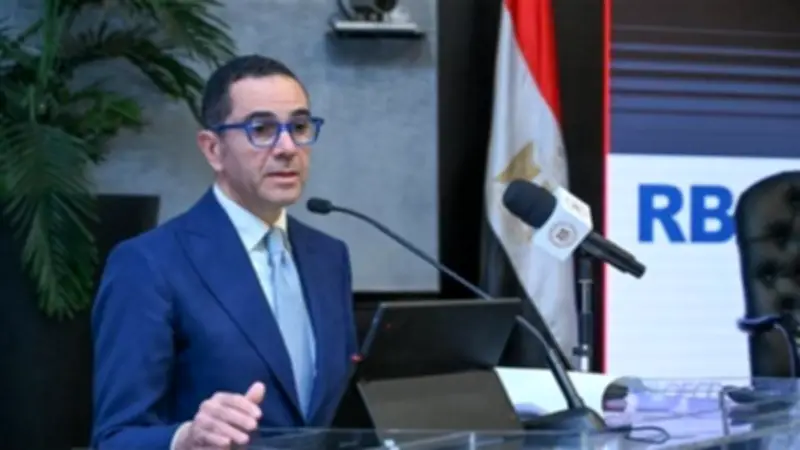 وزارة الاستثمار تفرض رسوم إغراق على واردات الصلب والخرسانة والمطاط لحماية الصناعة المحلية