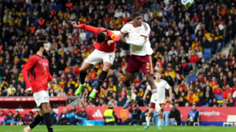 اتحاد الكرة المصري يرفض الهتافات المسيئة في مباراة إسبانيا ويؤكد عمق العلاقات