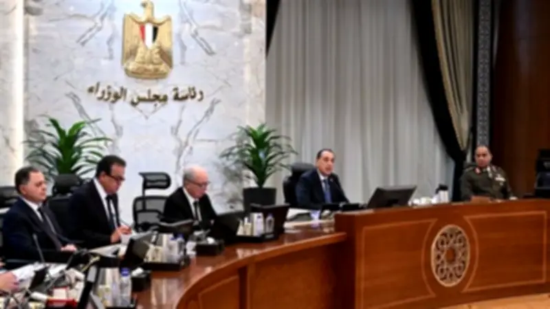 مجلس الوزراء يوافق على إنشاء مركز للرياضات الجوية بمنطقة الأهرامات