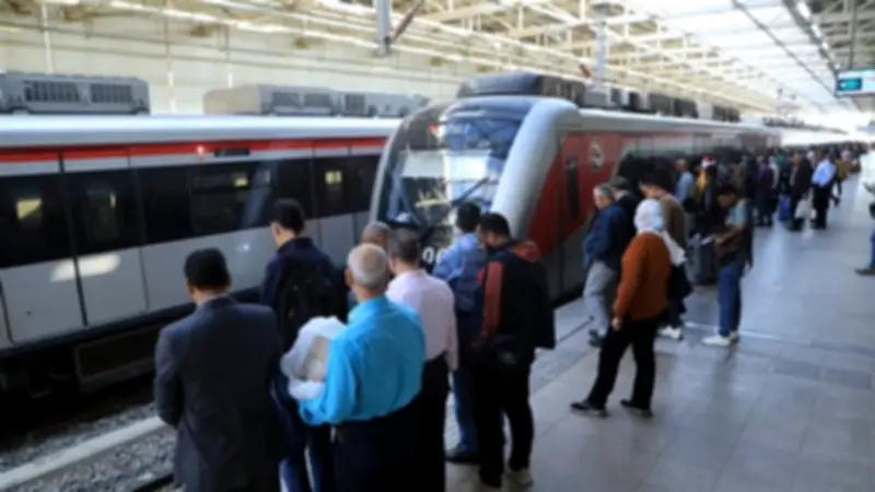 وزارة النقل تروج للقطار الكهربائي من محطة عدلي منصور إلى العاصمة الجديدة