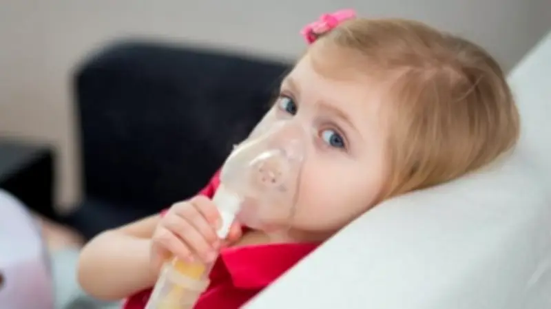 التقلبات الجوية تزيد معاناة الأطفال من الحساسية.. نصائح وقائية فعالة