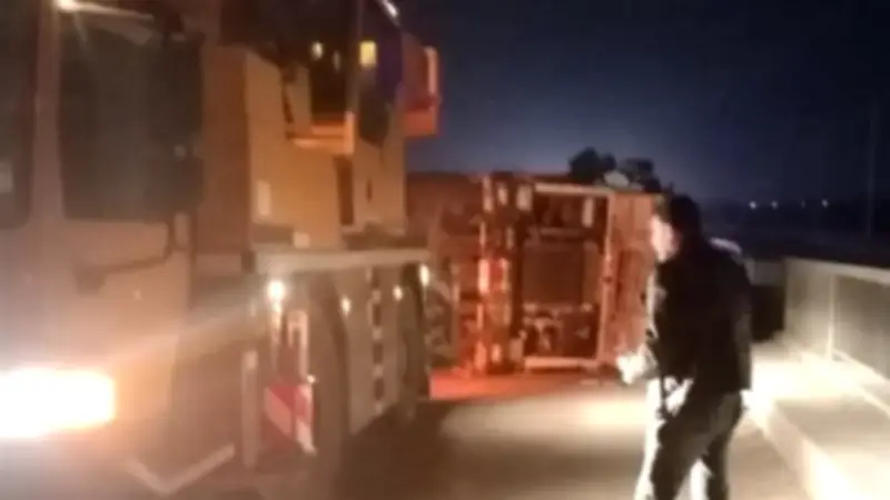 محافظ الدقهلية: إعادة الحركة المرورية للطبيعية بعد انقلاب سيارة نقل على الطريق الساحلي