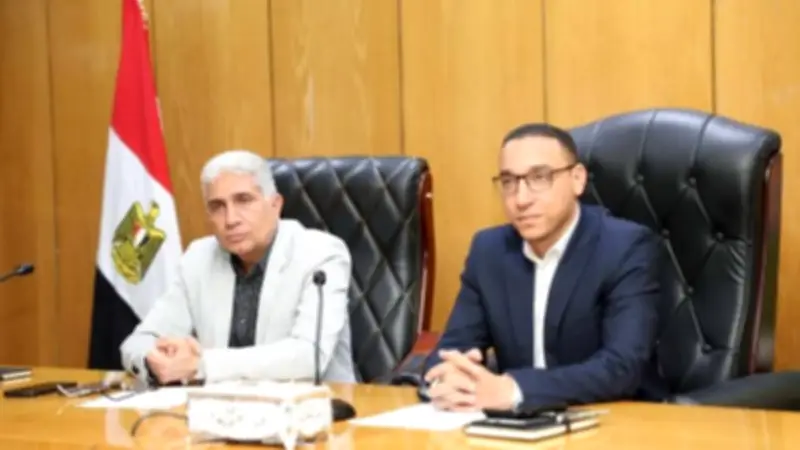 نائب محافظ المنيا والسكرتير العام يتابعان نتائج المرحلة الأولى من مبادرة أنا متعلم مدى الحياة