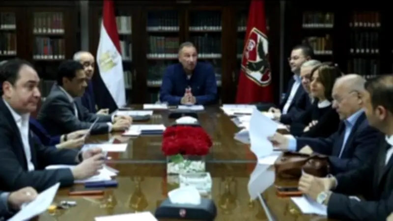 الأهلي يدرس امتلاك حصة كبرى في شركة سياحية ويستعرض أرباح شركته الرياضية