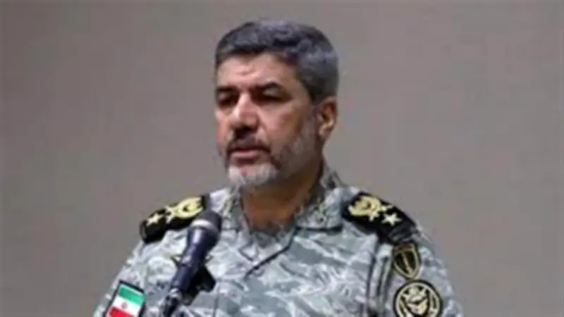 الجيش الإيراني يؤكد استمرار عملياته لدفع القوات الأمريكية للانسحاب من المنطقة