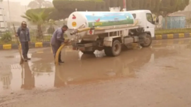 رفع حالة الطوارئ في كفر الشيخ لمواجهة تجمعات مياه الأمطار بالشوارع
