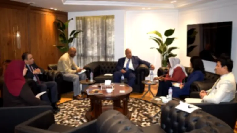 غرفة القاهرة وسفارة تنزانيا تبحثان تعزيز التبادل التجاري والاستثماري المشترك