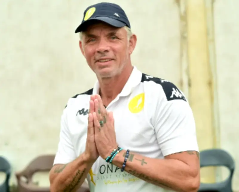 مارك فيش: الزمالك يمتلك قاعدة قوية من اللاعبين الموهوبين لتحقيق الإنجازات