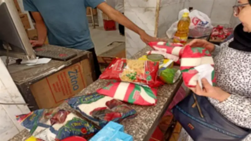 وزارة التموين تمد صرف المنحة الإضافية لبطاقات التموين حتى يوليو المقبل