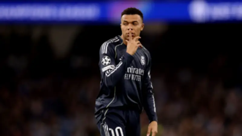 مبابي يؤكد: لا ندم على رحيل باريس سان جيرمان رغم تتويجه بدوري الأبطال بعد انتقالي