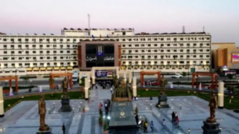 محافظ أسوان يقرر تطبيق نظام العمل من المنزل يوم الأحد أسبوعياً خلال شهر أبريل