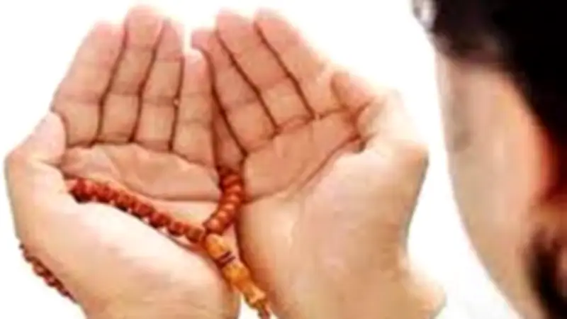 دعاء اليوم الثالث من الأيام البيض في شوال: "اللهم افتح لنا خزائن رحمتك"