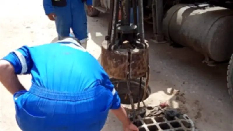 مياه القناة تواصل تطهير شبكات الصرف الصحي في السماكين بالإسماعيلية