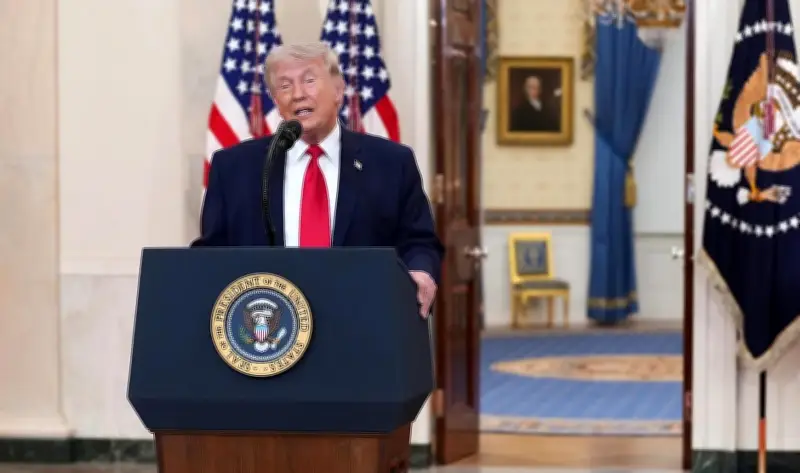 ترامب يتلقى إحاطة عاجلة حول المقاتلة الأمريكية التي سقطت في إيران