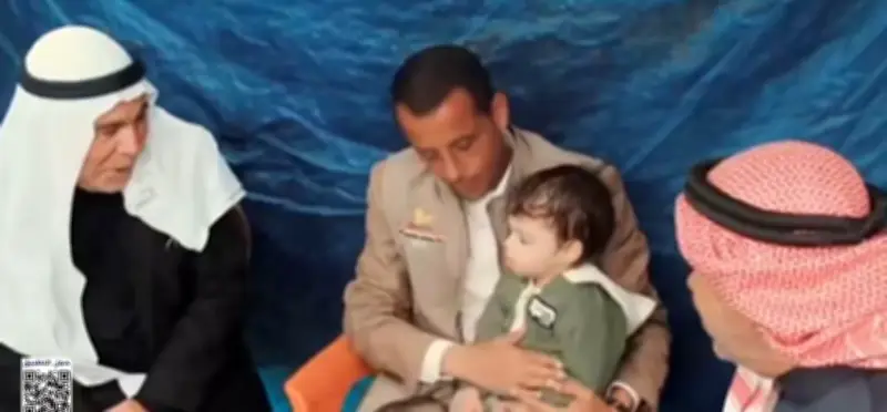 لجنة مصرية تزور الأطفال العائدين من غزة وتستمع لشكر الأهالي لرئيس الجمهورية