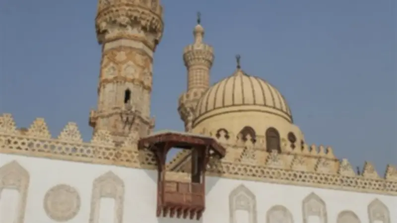 الجامع الأزهر: من تأسيسه الفاطمي إلى إغلاقه المتكرر وصولاً للترميم الشامل