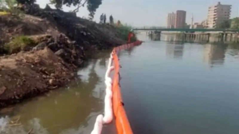 القابضة للمياه تؤكد سلامة مياه الشرب رغم تسرب بقعة سولار بترعة الإسماعيلية