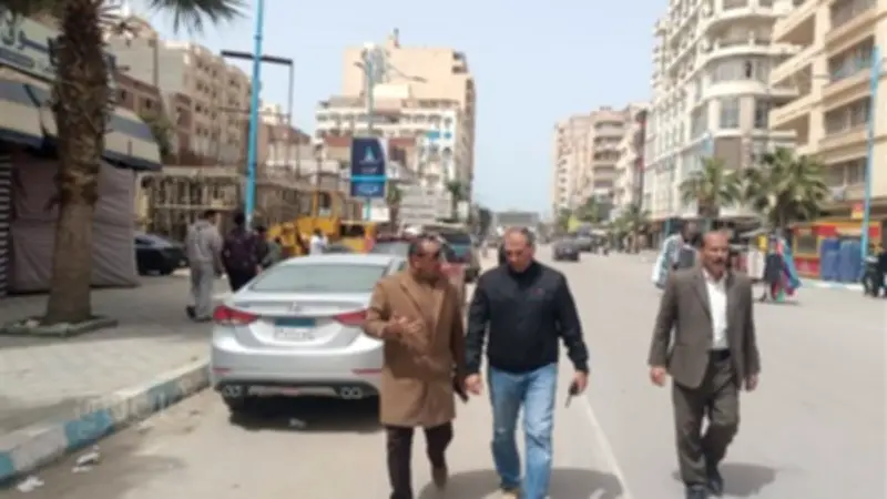 مدينة مرسى مطروح تشن حملة موسعة لضبط إشغالات شارع الإسكندرية وتعزيز الانضباط العام