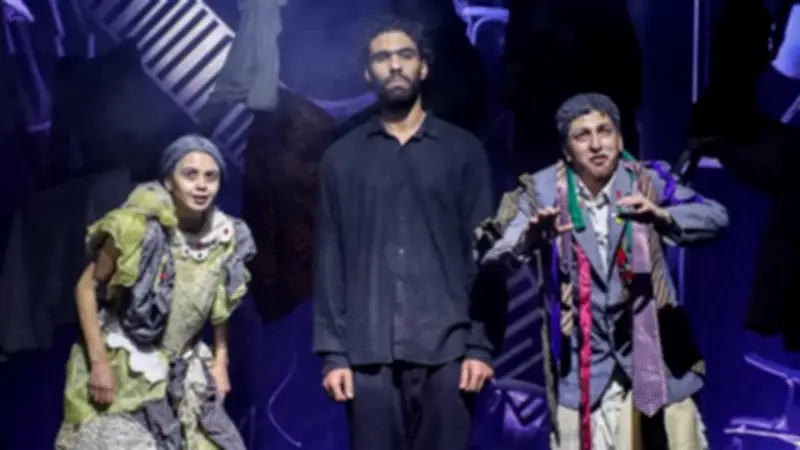 عرض "منظمة آل يونيسكو" يلمع في مهرجان المسرح العالمي بتكريم سامي عبد الحليم