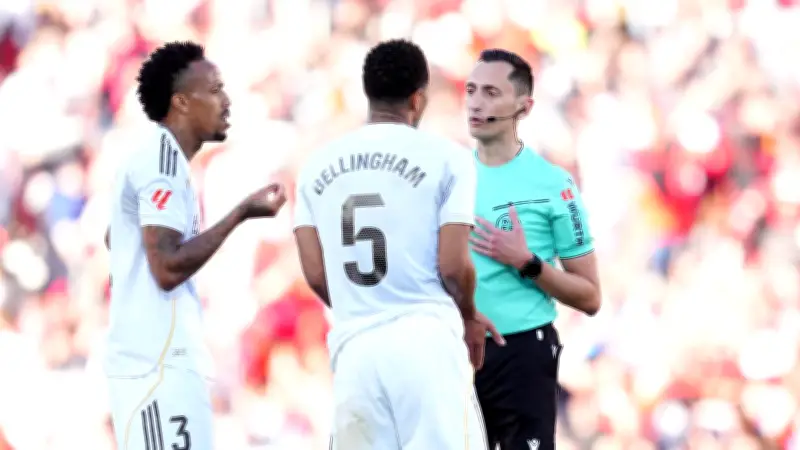 حكم مباراة مايوركا ضد ريال مدريد يتسبب في خسارة الريال بقرارات مثيرة للجدل