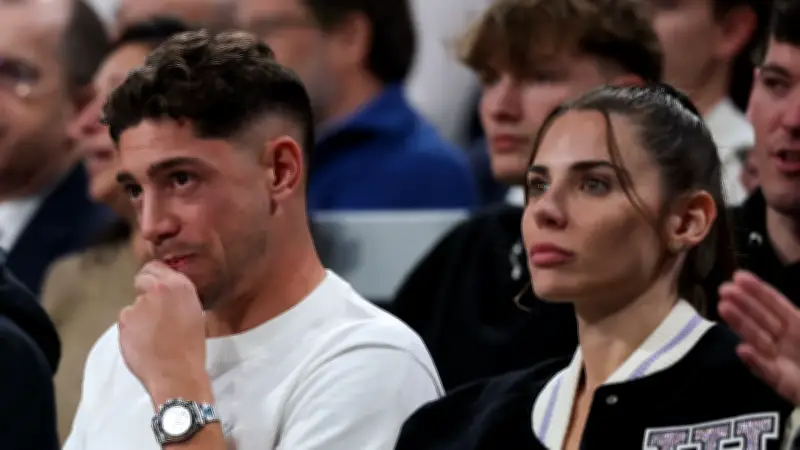 زوجة فالفيردي تسخر من قرار الحكم المثير للجدل في مباراة برشلونة وأتلتيكو مدريد