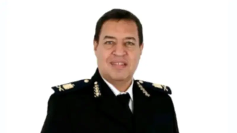 النائب محمد أبو العينين ينعي شقيقة اللواء أيمن الحمزاوي في جنازة مسجد الحصري