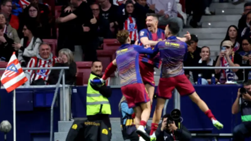 برشلونة يهزم أتلتيكو مدريد ويقترب من لقب الليجا بعد فوز دراماتيكي