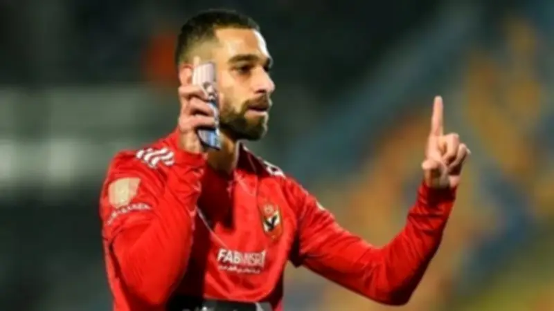 عمرو السولية ينتقد إدارة الأهلي ومدربها كولر بشأن التفاوض والاستبعاد