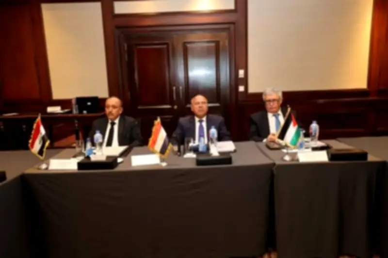 وزير النقل يؤكد: الموانئ المصرية تعمل باستمرار لخدمة الأشقاء العرب