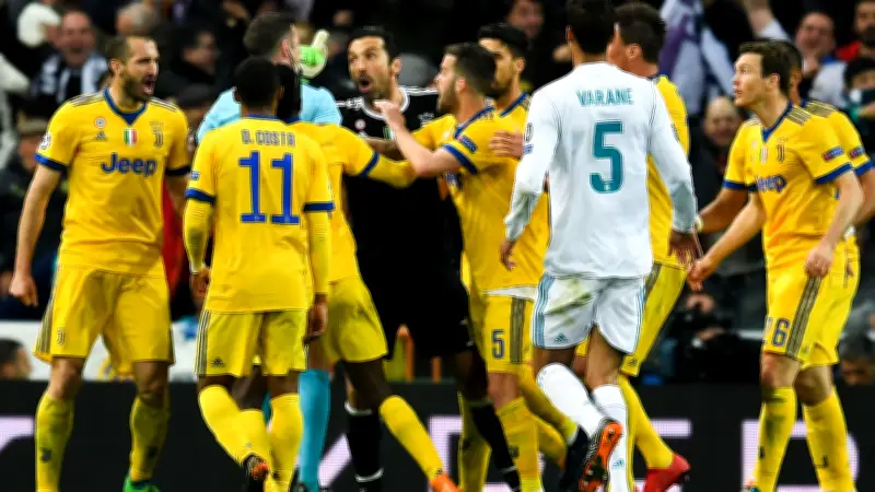 بوفون يقود مواجهة ريال مدريد وبايرن في ذكرى مغربية