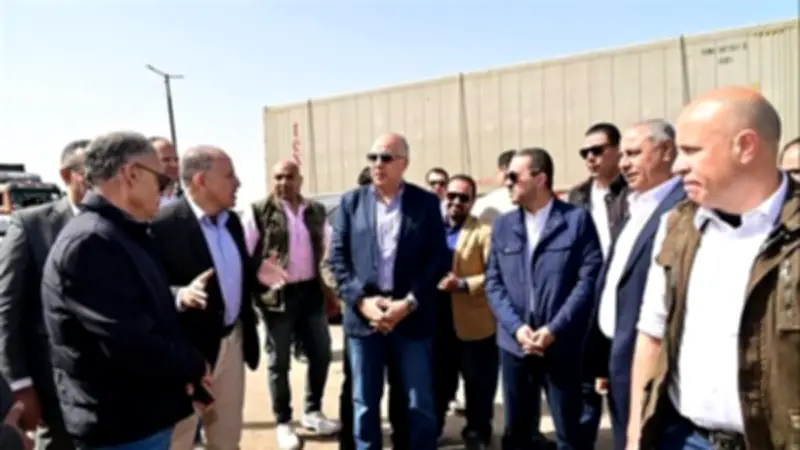 وزير الري يتفقد سحارة أبنهس بالمنوفية ويوجه بسرعة الانتهاء منها قبل يونيو
