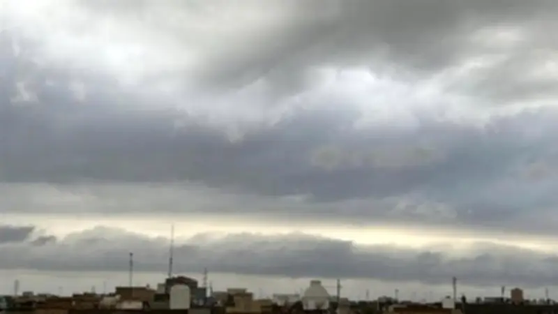الأرصاد الجوية: سحب ممطرة على السواحل الشمالية الغربية وارتفاع طفيف في درجات الحرارة